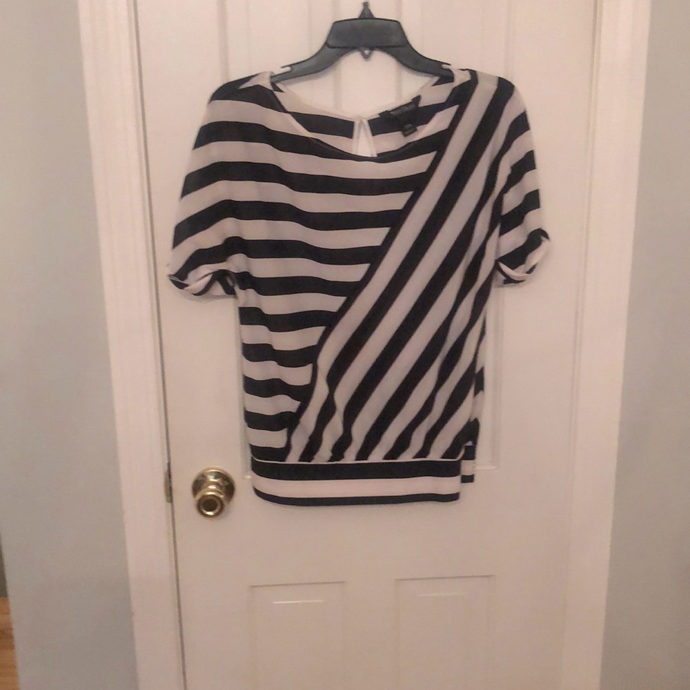Short sleeve blouse